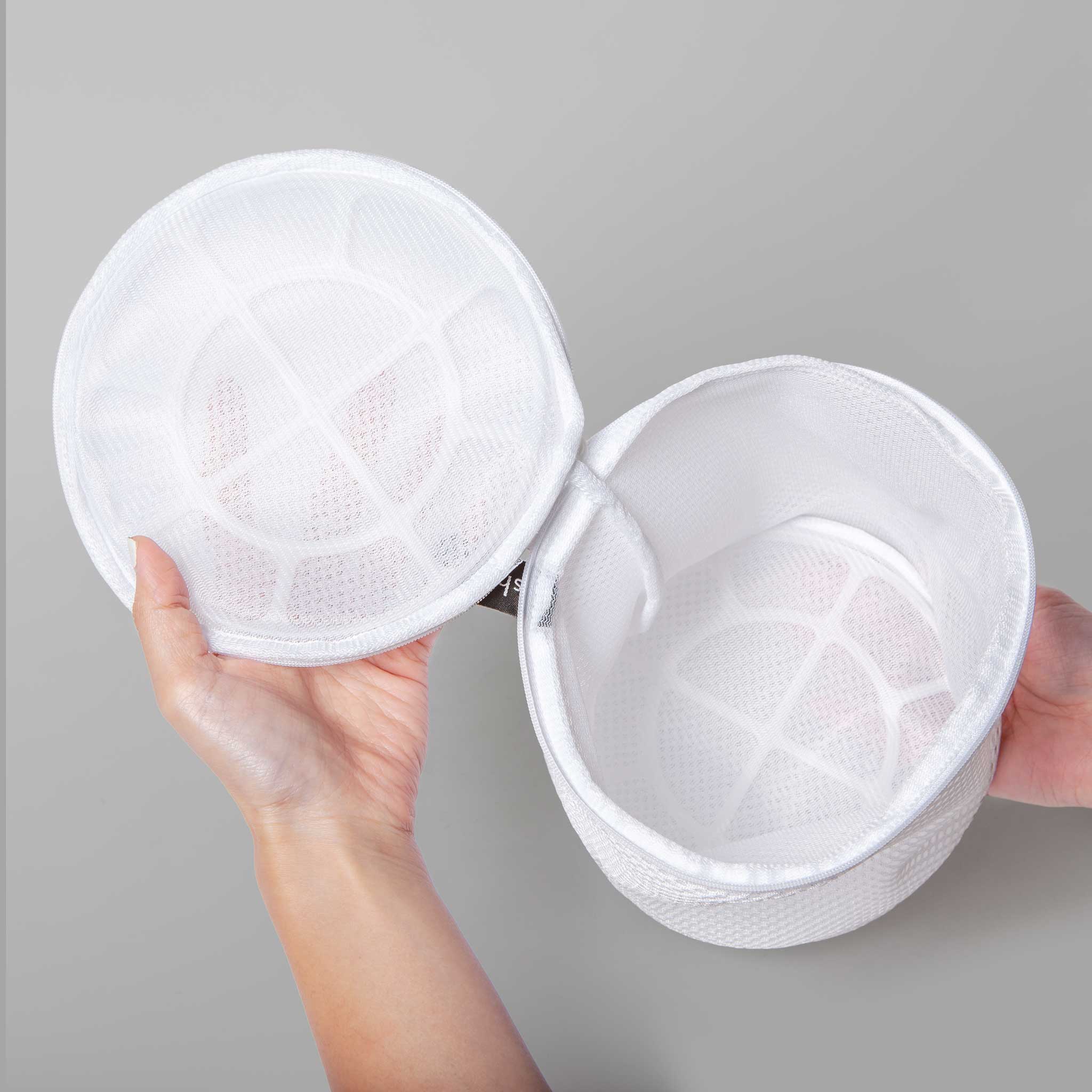 Cylindrical Wash Bag